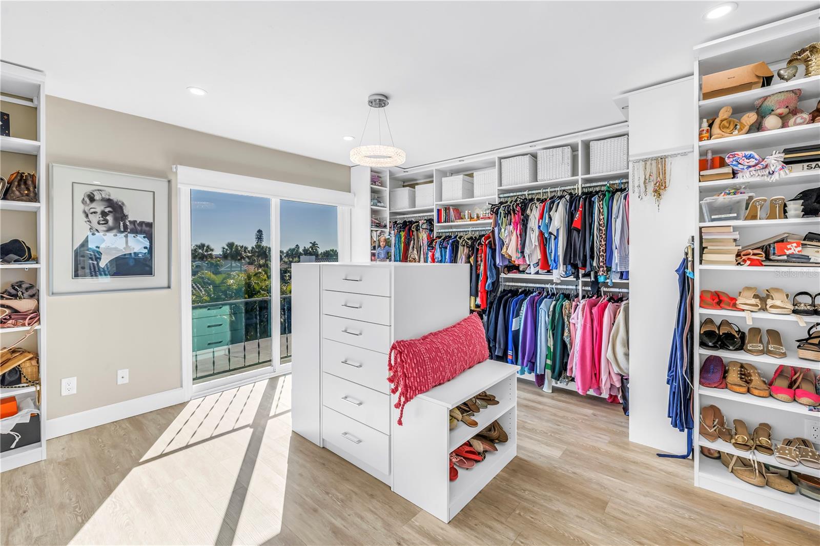 TIERRA VERDE UNIT 1 3RD REP - Residential