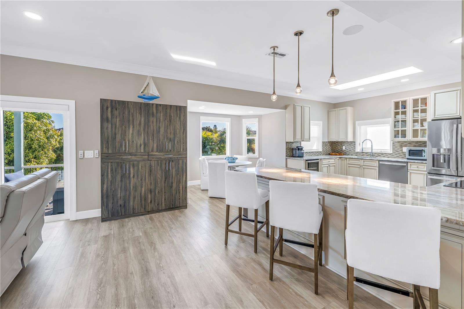 TIERRA VERDE UNIT 1 3RD REP - Residential