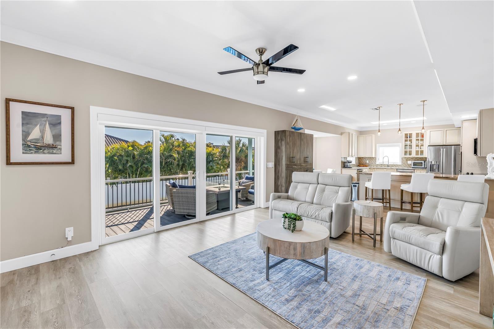 TIERRA VERDE UNIT 1 3RD REP - Residential