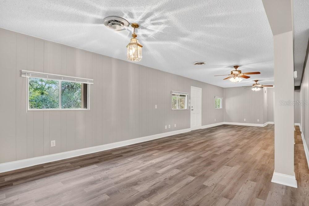 ROCK SPGS - Residential