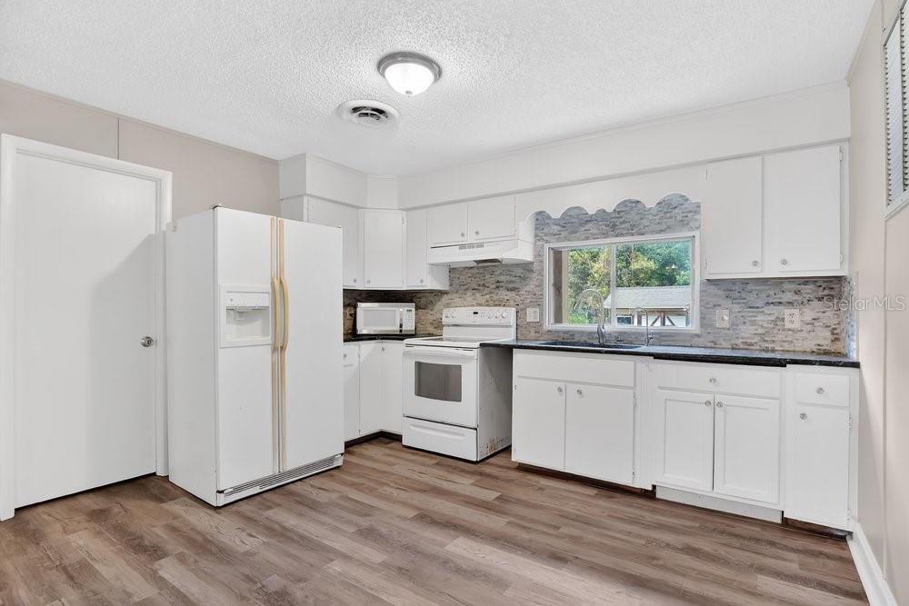 ROCK SPGS - Residential