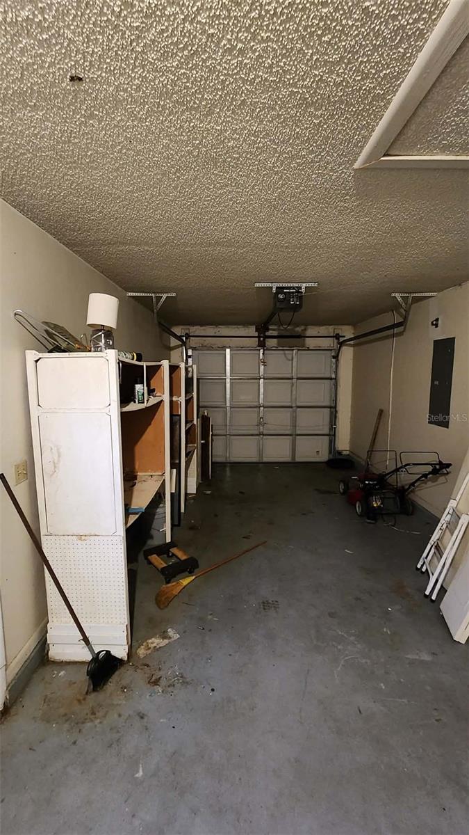 SILVER SPGS SHORES UN 43 - Residential