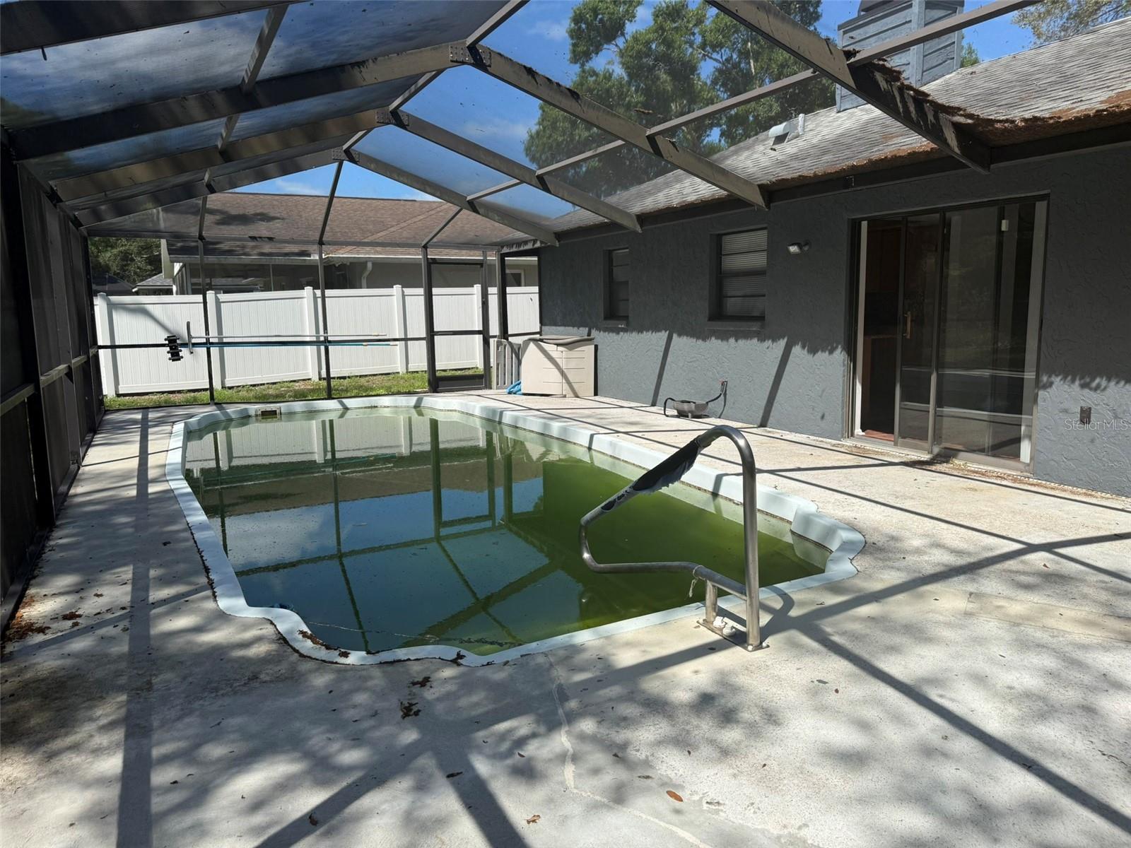 SPRING OAKS - Residential