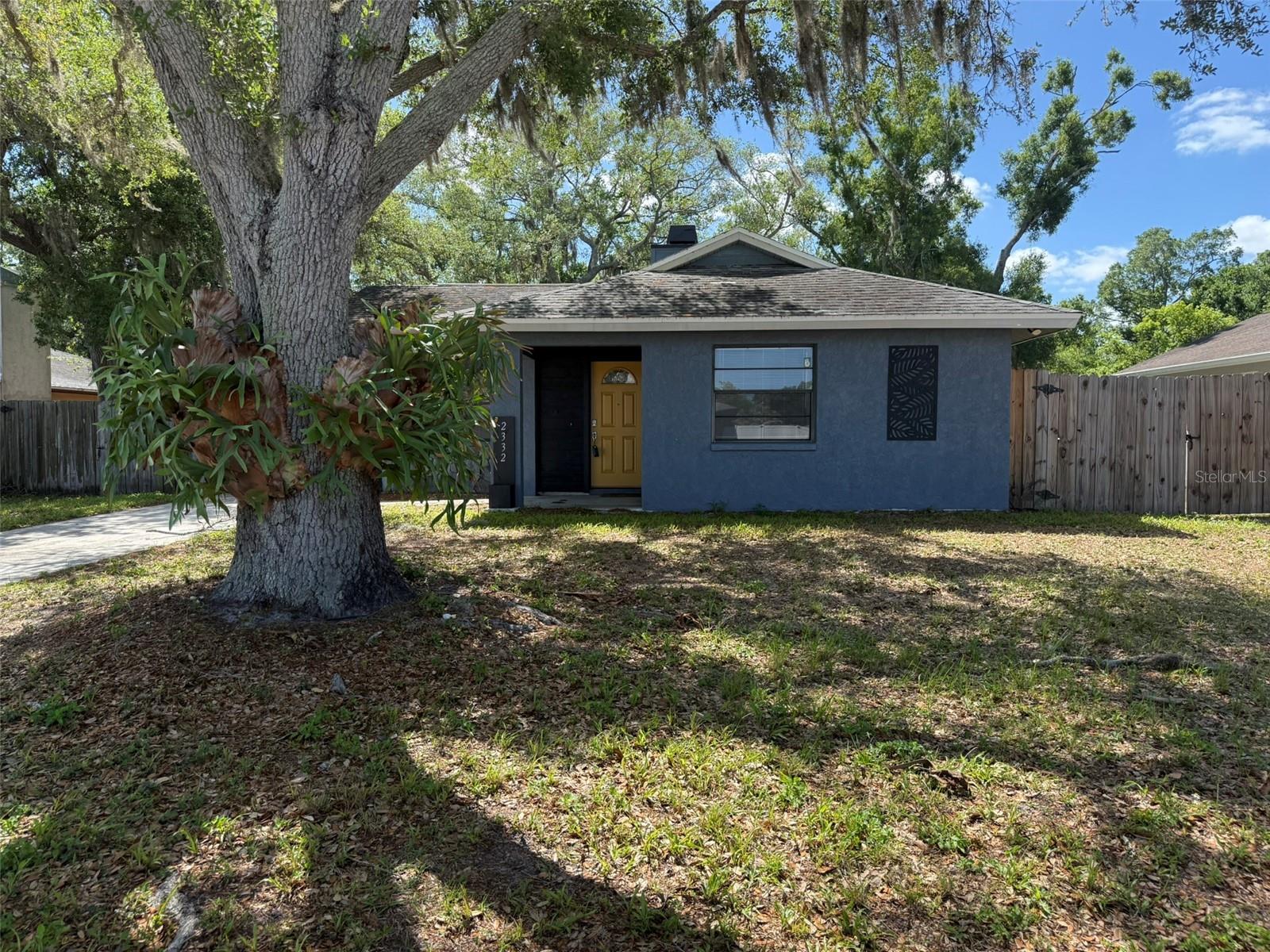 SPRING OAKS - Residential