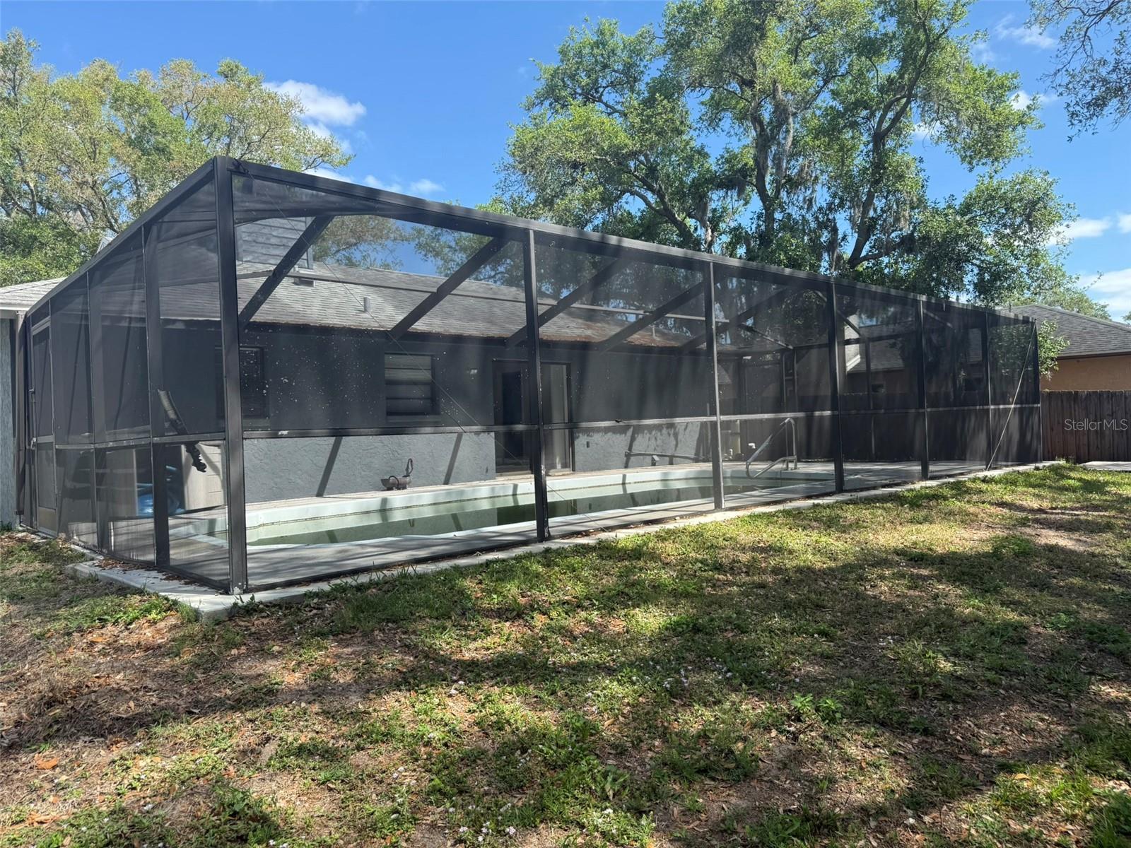 SPRING OAKS - Residential