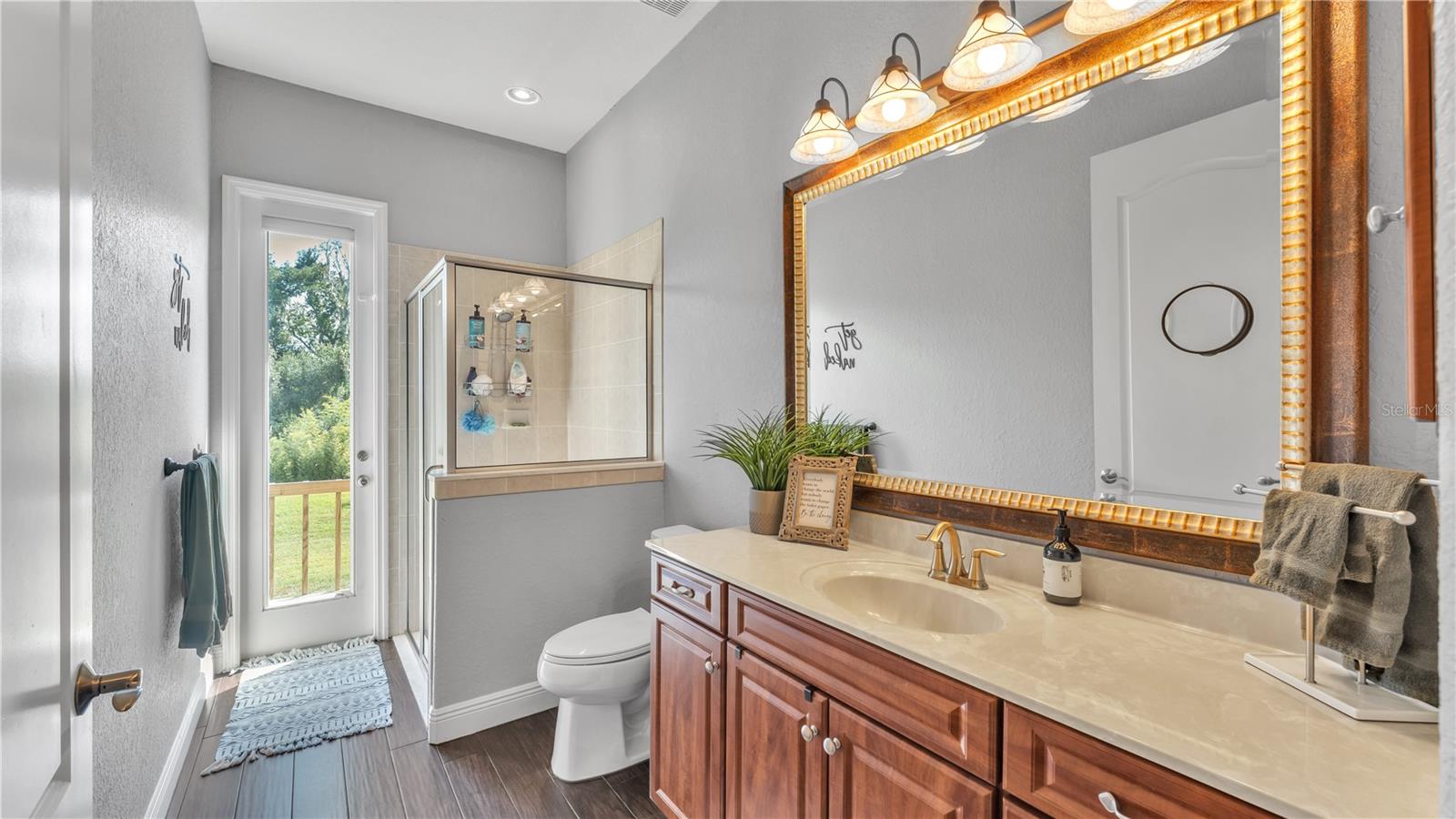 BROOKSIDE BLUFF - Residential