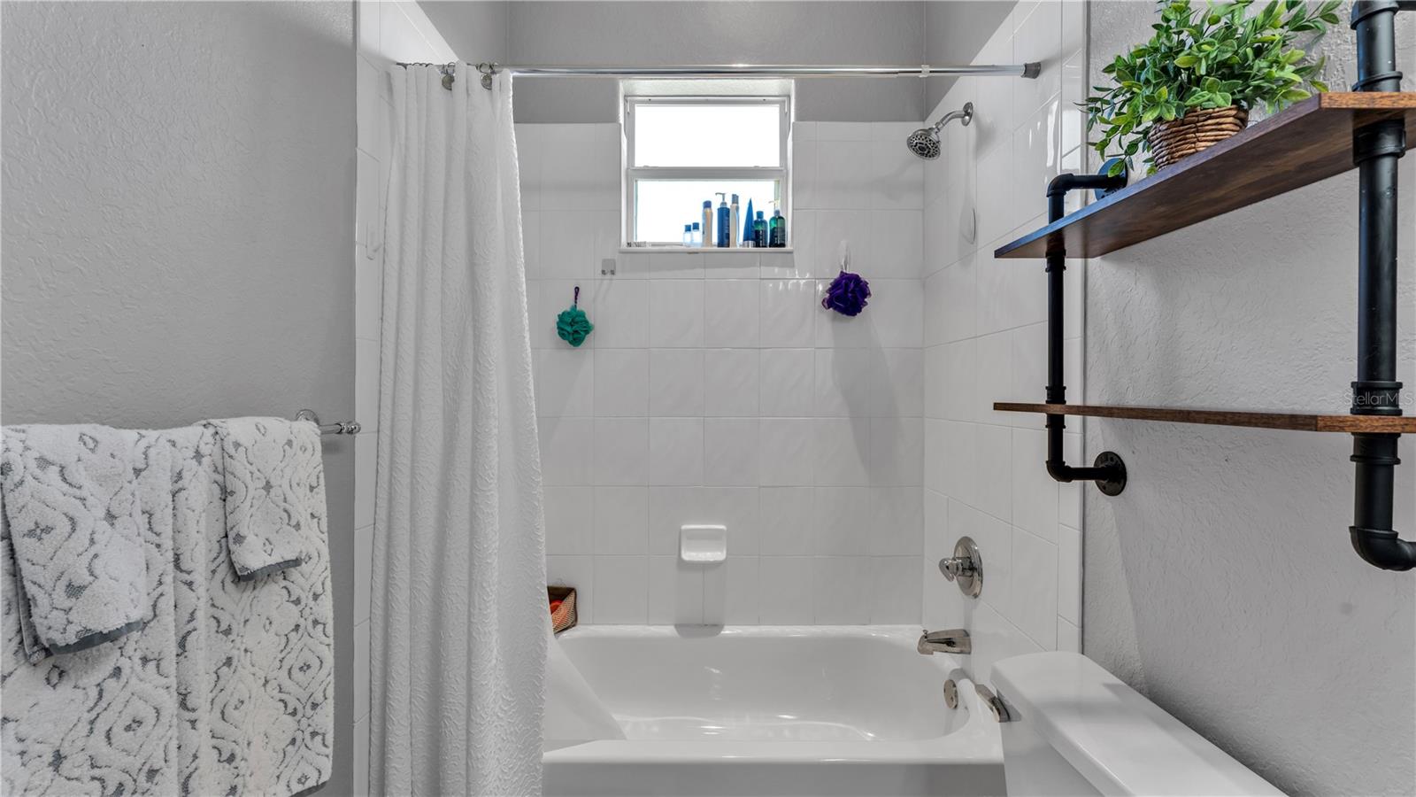 BROOKSIDE BLUFF - Residential