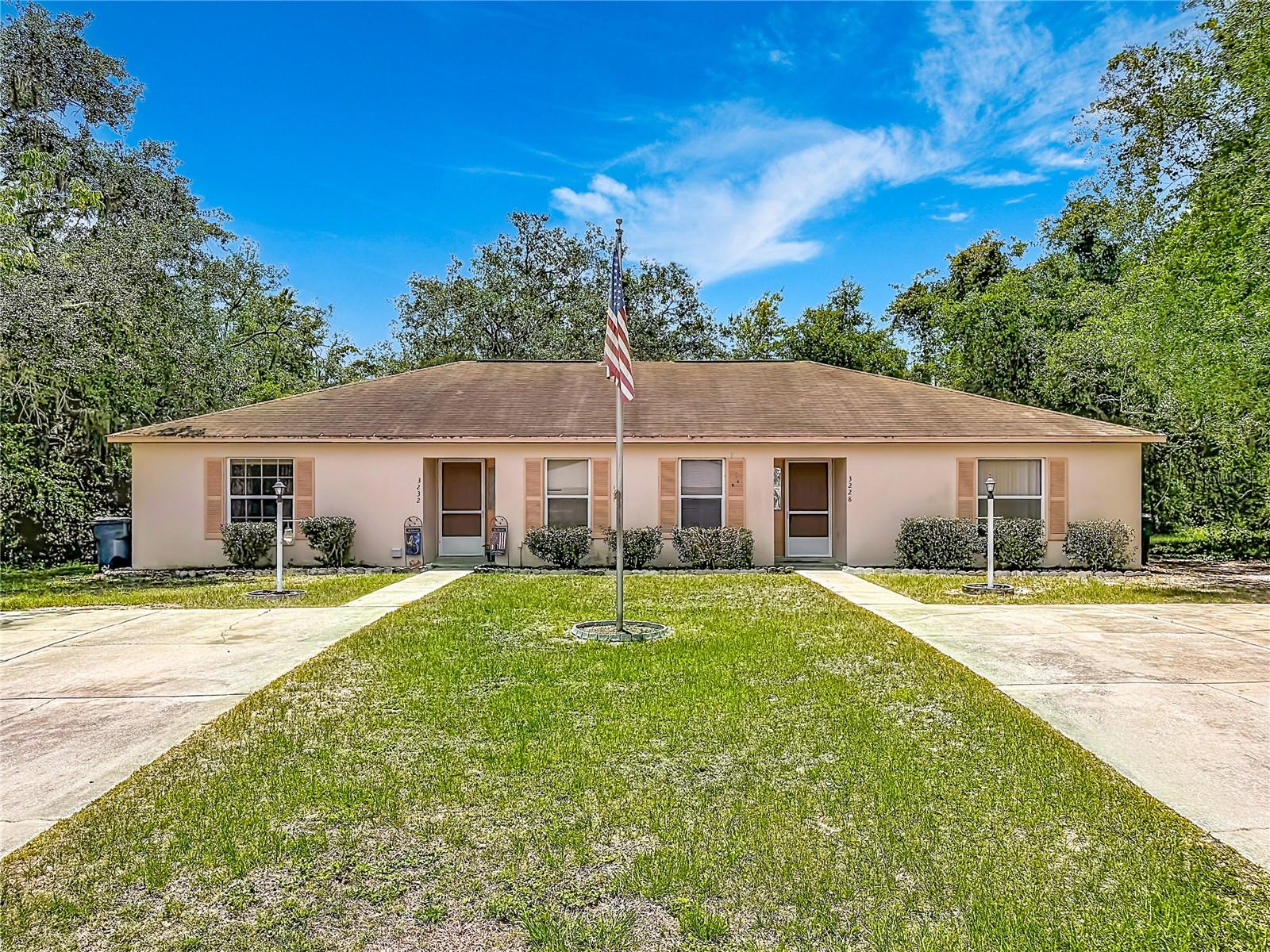 3228 COURTNEY DRIVE