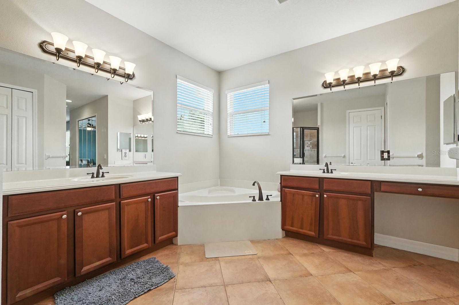 PORT ORANGE LANDINGS PH 01 - Residential