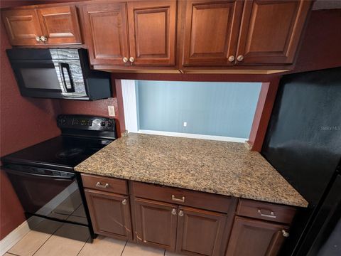 Tiny photo for 2564 SE 15th Avenue #E, Ocala, FL 34471 (MLS # OM715848)