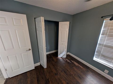 Tiny photo for 2564 SE 15th Avenue #E, Ocala, FL 34471 (MLS # OM715848)