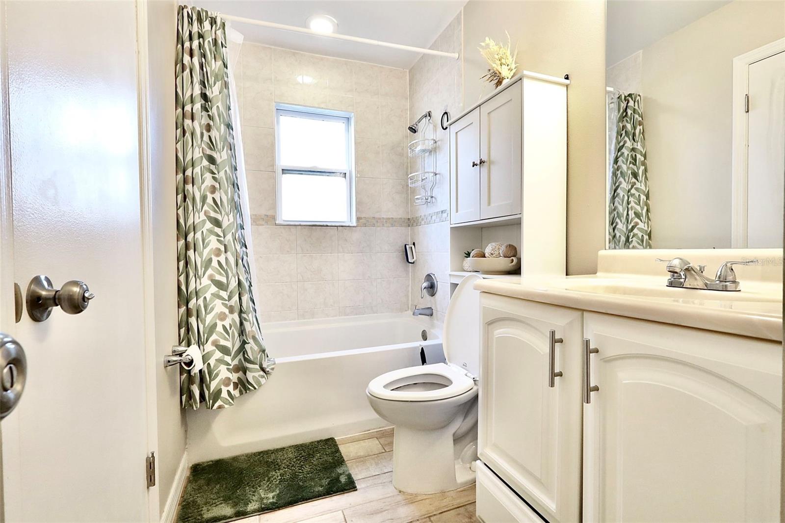 WOODLAND TERRACE AT COUNTRY CREEK - Residential