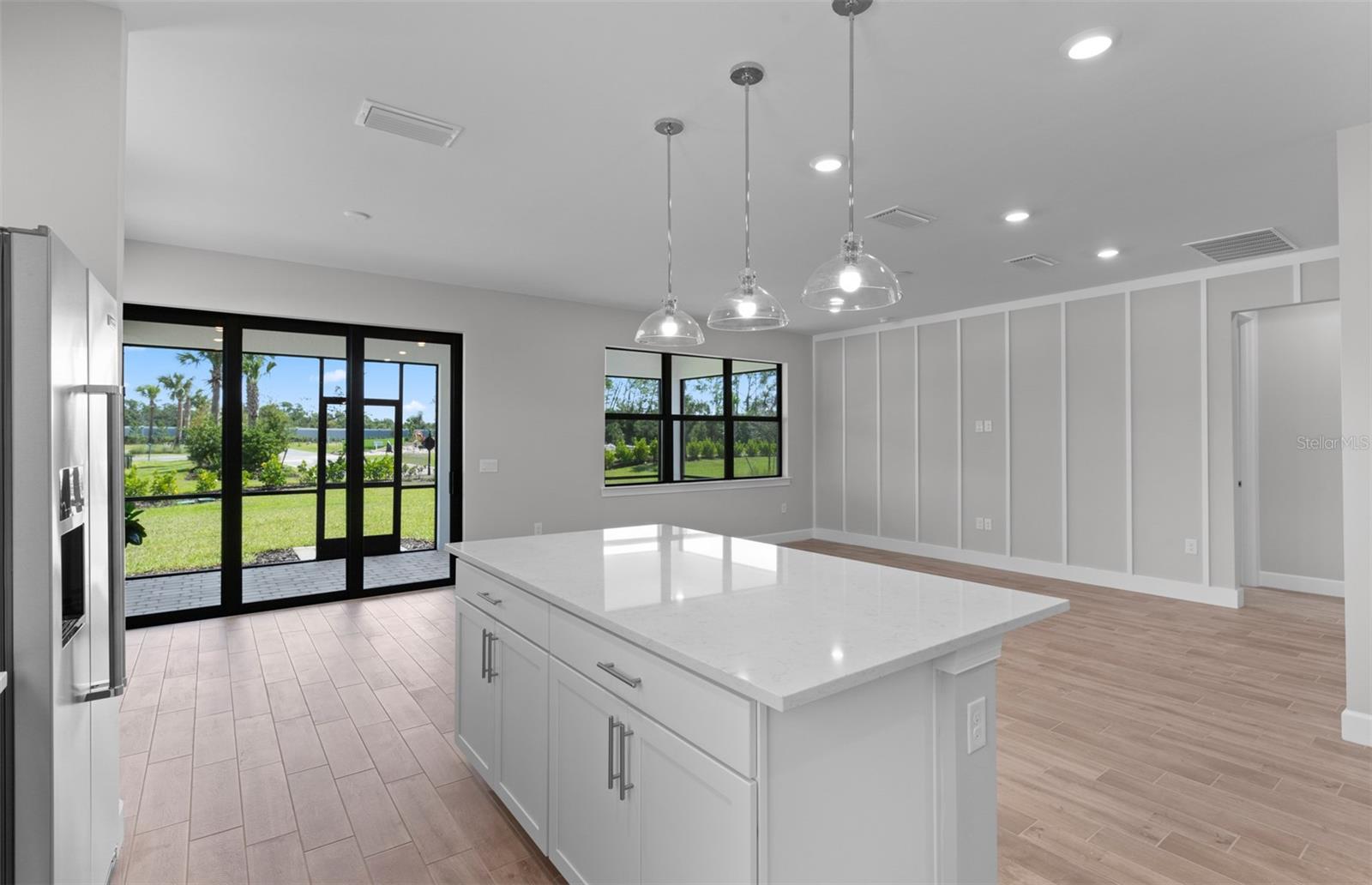 ARBOR OAKS AT THE WOODLANDS - Residential