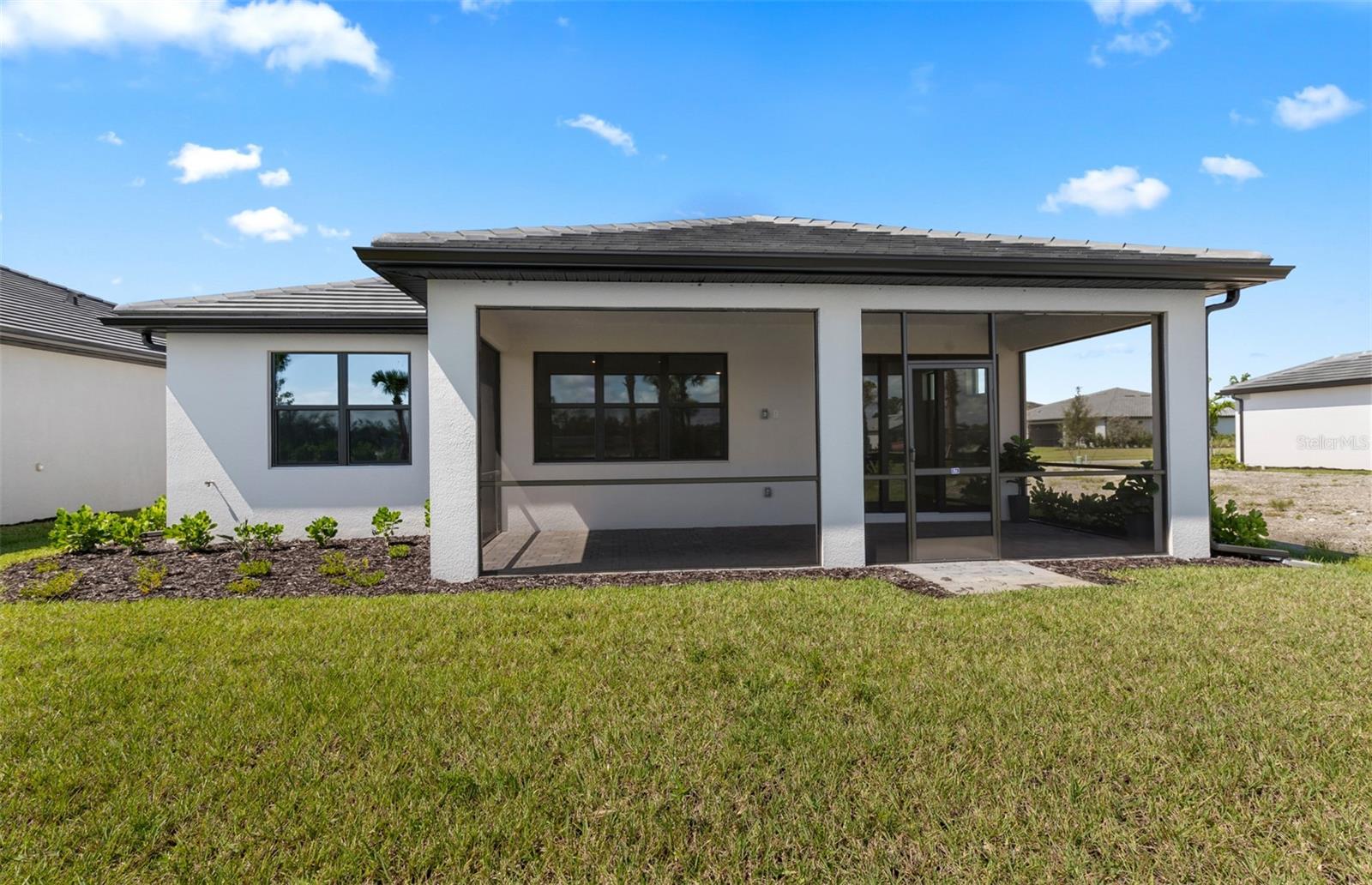 ARBOR OAKS AT THE WOODLANDS - Residential