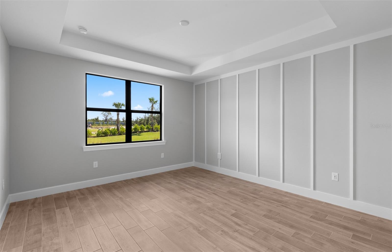 ARBOR OAKS AT THE WOODLANDS - Residential