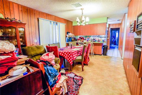 A home in WINTER HAVEN