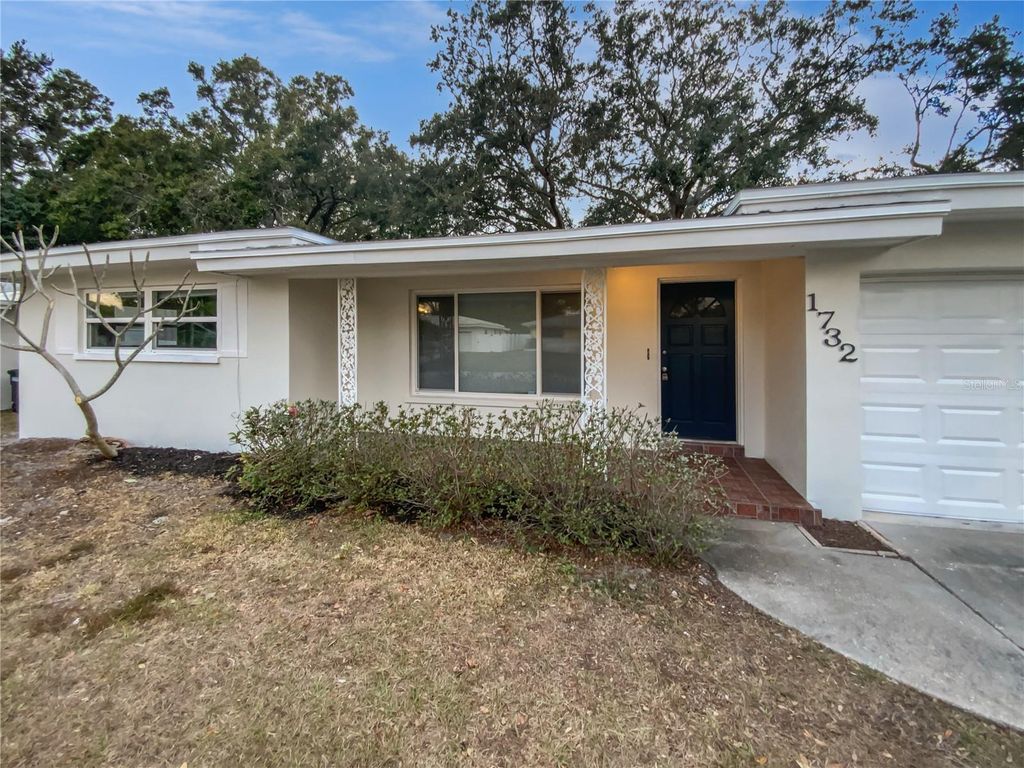 Photo of 1732 Bellemeade Drive, Clearwater, FL 33755 (MLS # TB8453024)