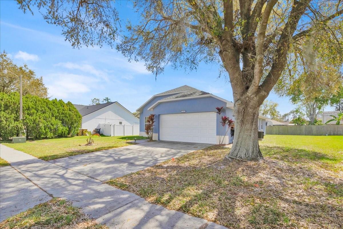 2616 HUNTINGTON COURT