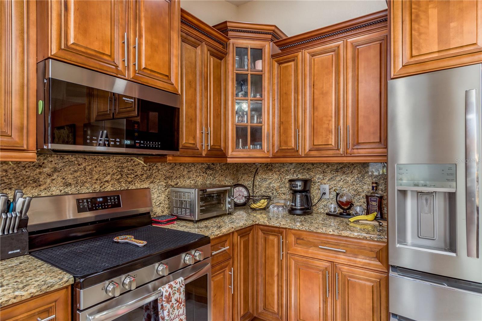 COUNTRY RUN UNIT 1 - Residential