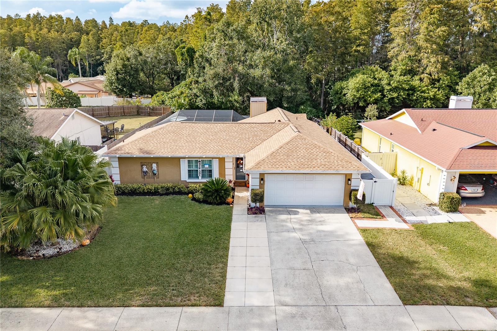 COUNTRY RUN UNIT 1 - Residential