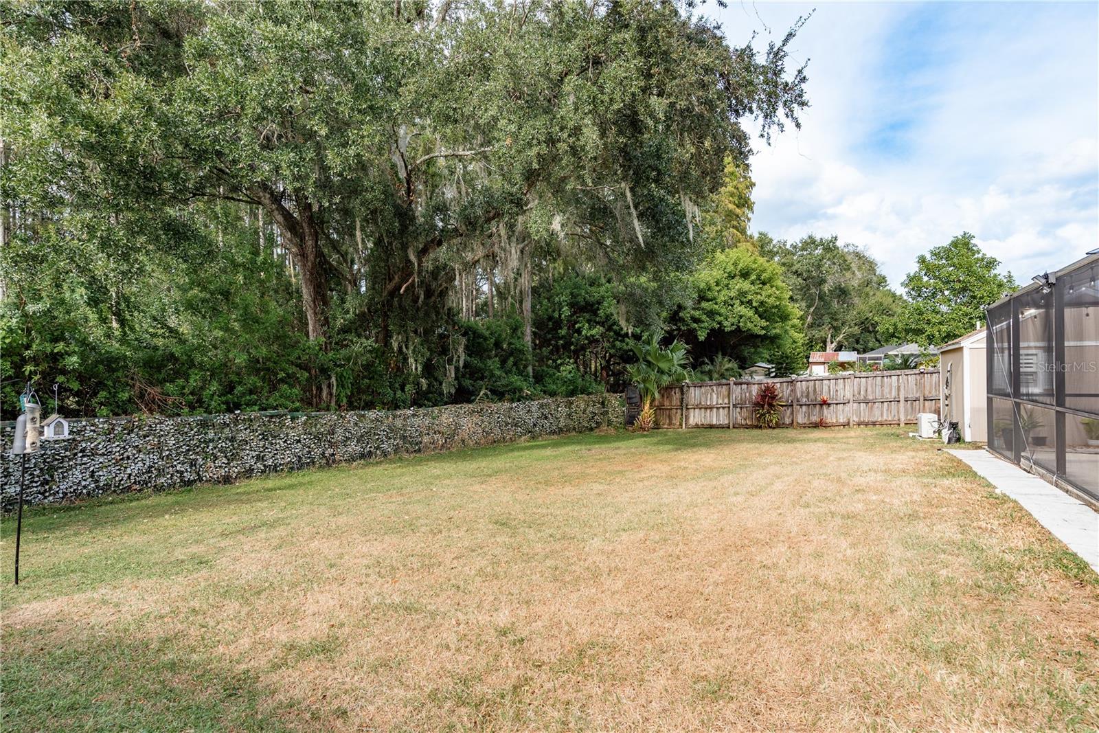 COUNTRY RUN UNIT 1 - Residential