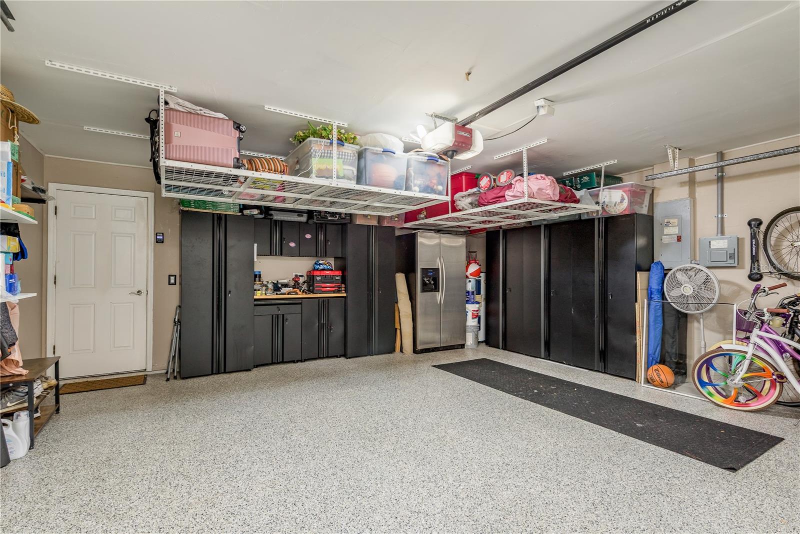 COUNTRY RUN UNIT 1 - Residential