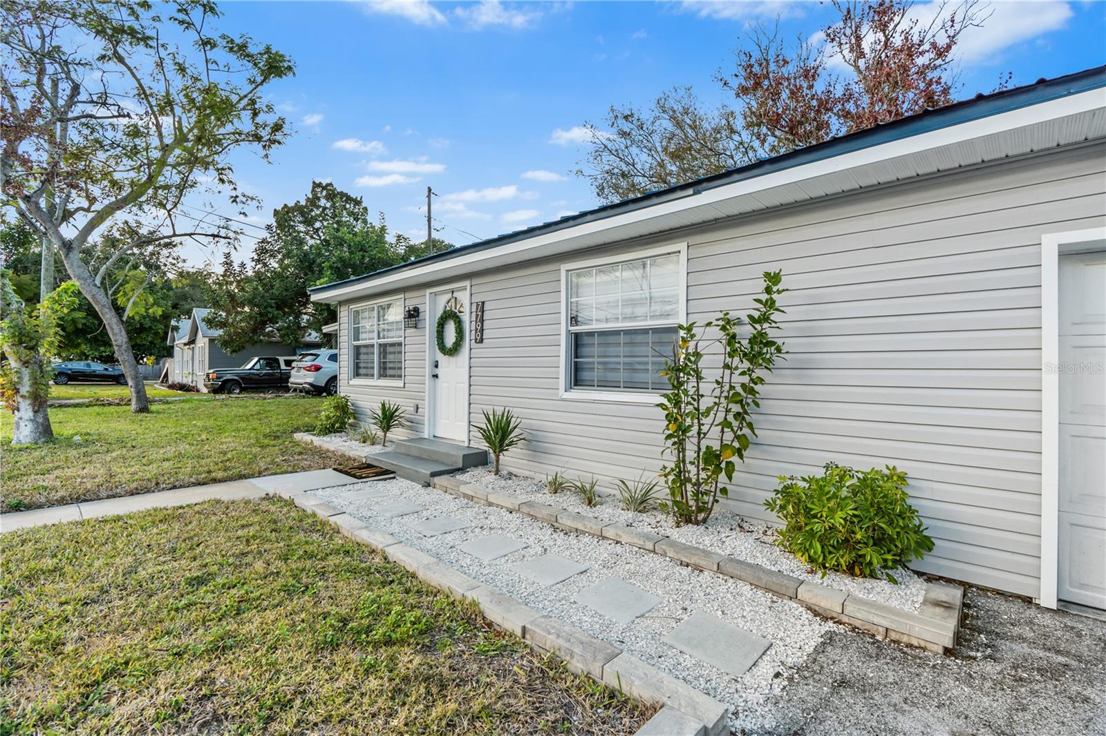 PINELLAS FARMS - Residential