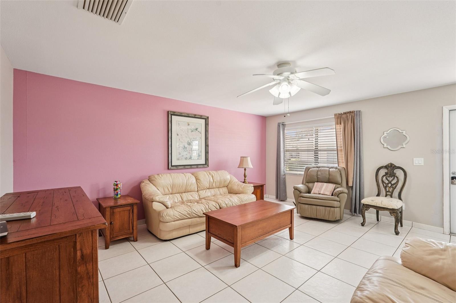 402 DORCHESTER PLACE 40