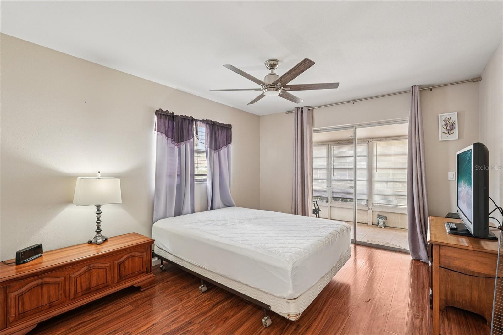 DORCHESTER B CONDO - Residential