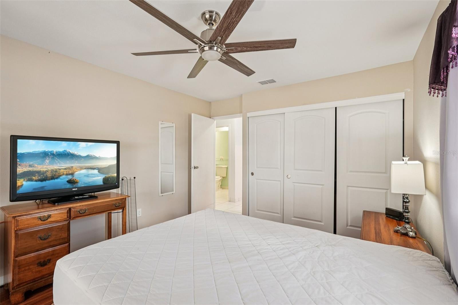 DORCHESTER B CONDO - Residential