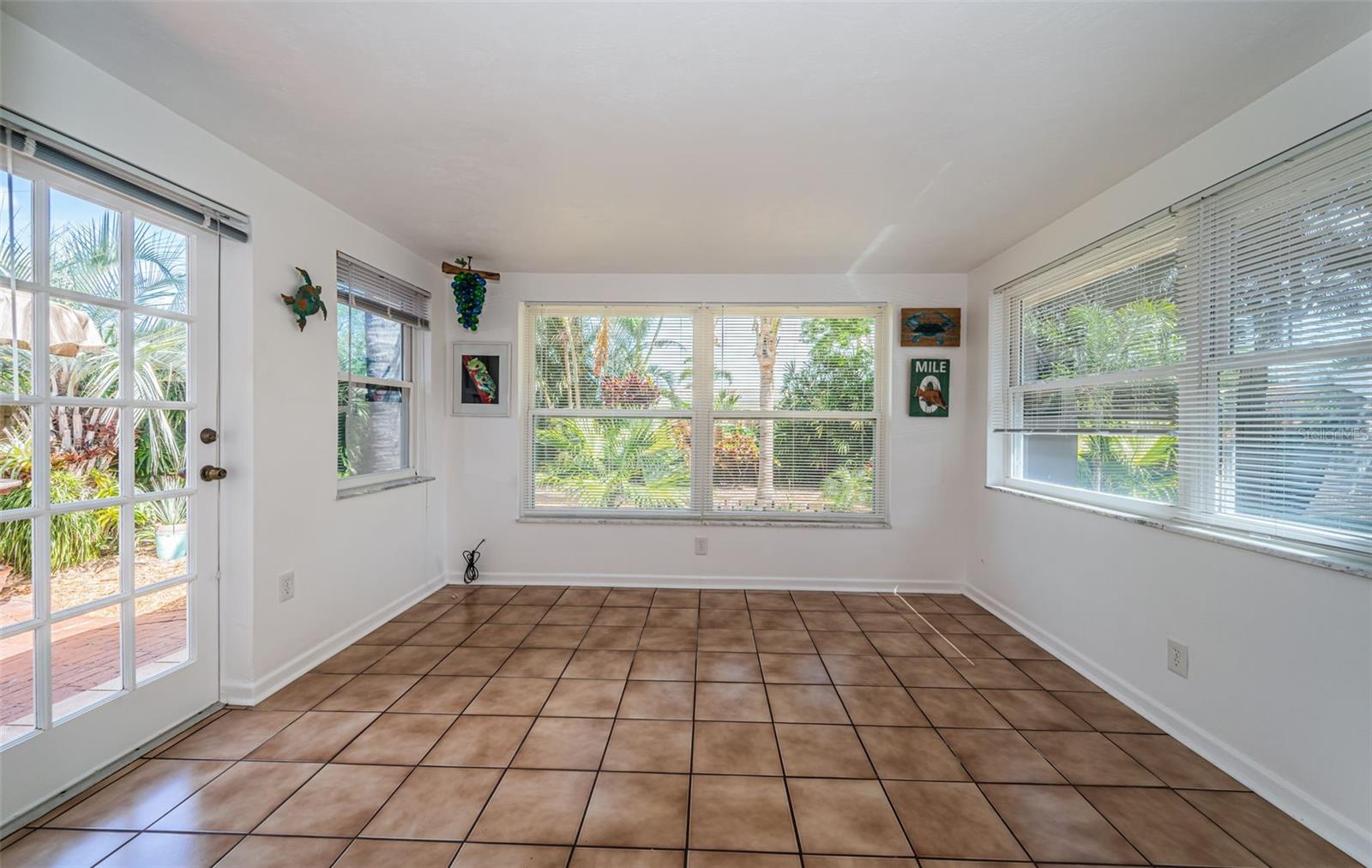 13865 BERMUDA DRIVE
