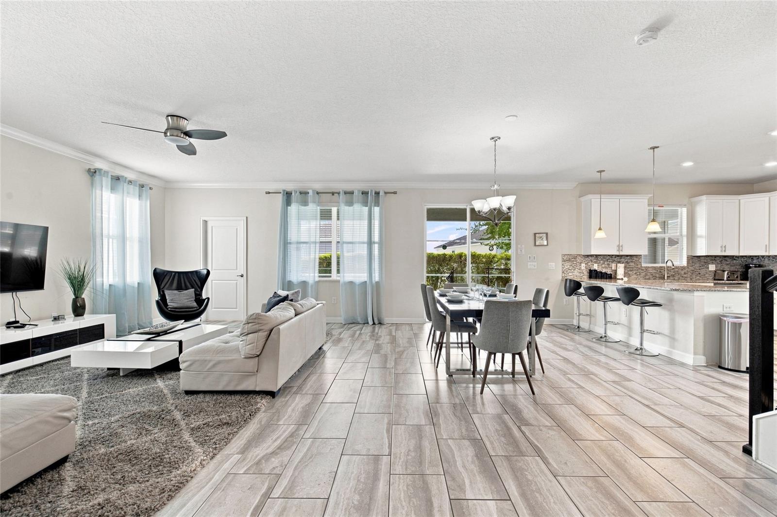1541 MULLIGAN BOULEVARD