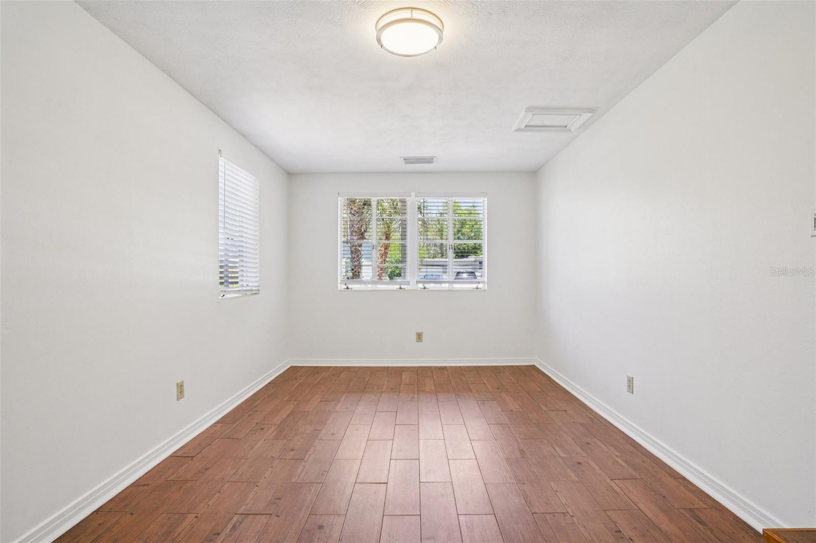 TANGERINE ACRES - Residential