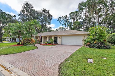 Photo of 1460 89th Avenue N, St Petersburg, FL 33702 (MLS # TB8432632) Photo of 1460 89th Avenue N, St Petersburg, FL 33702 (MLS # TB8432632)