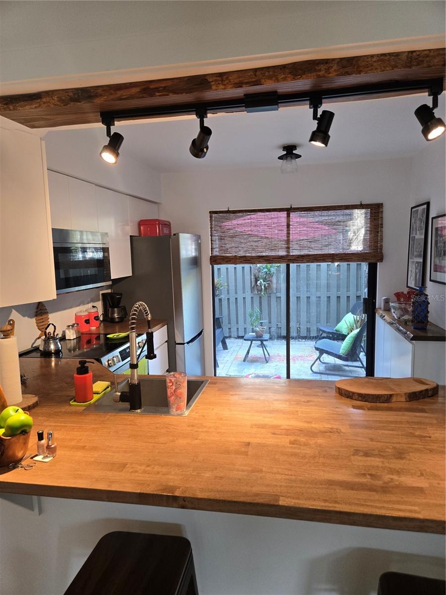 139 WOODLAND PLACE 139