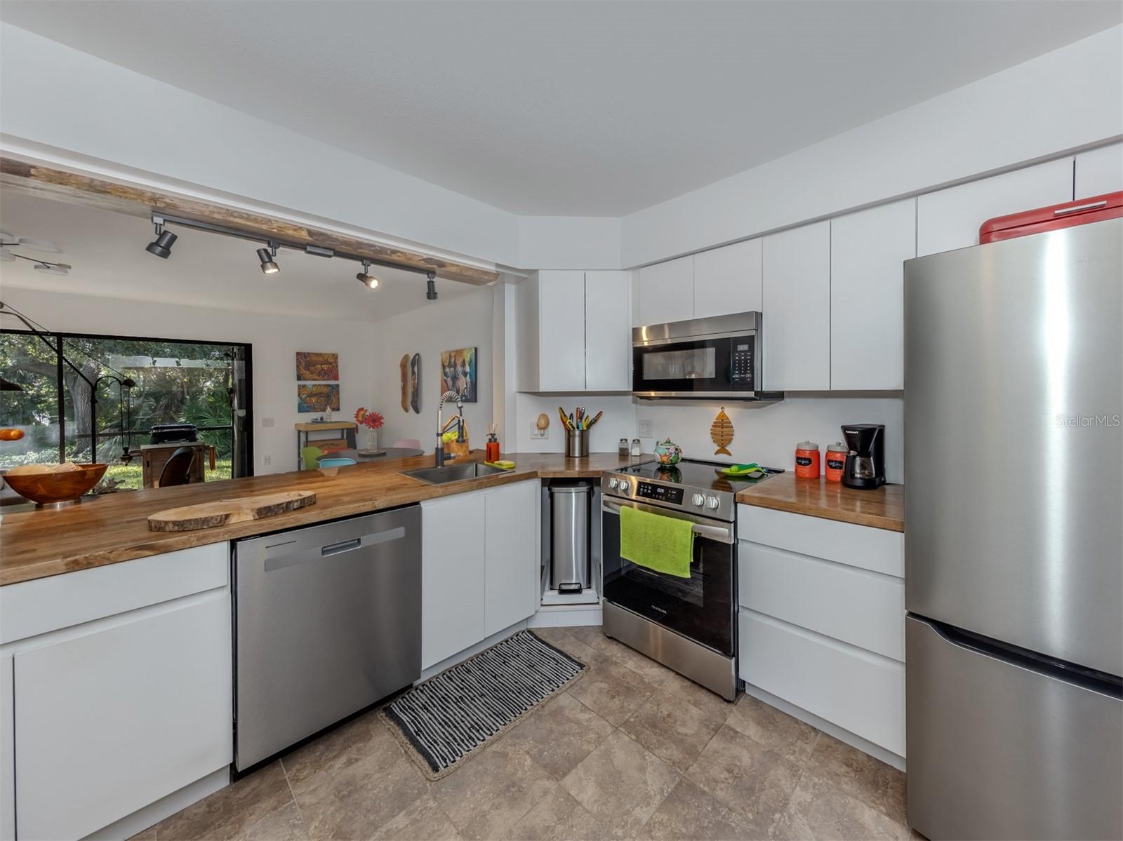 PINE RUN II - Residential