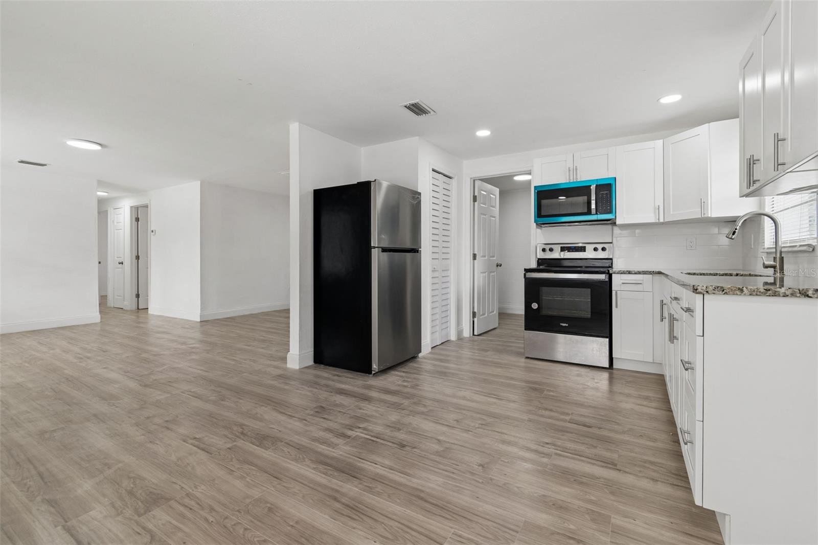 BUFFALO ESTATES UNIT 2 - Residential