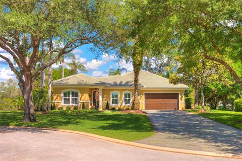 Photo of 6 Old Canyon Lane, Ormond Beach, FL 32174 (MLS # V4948768)