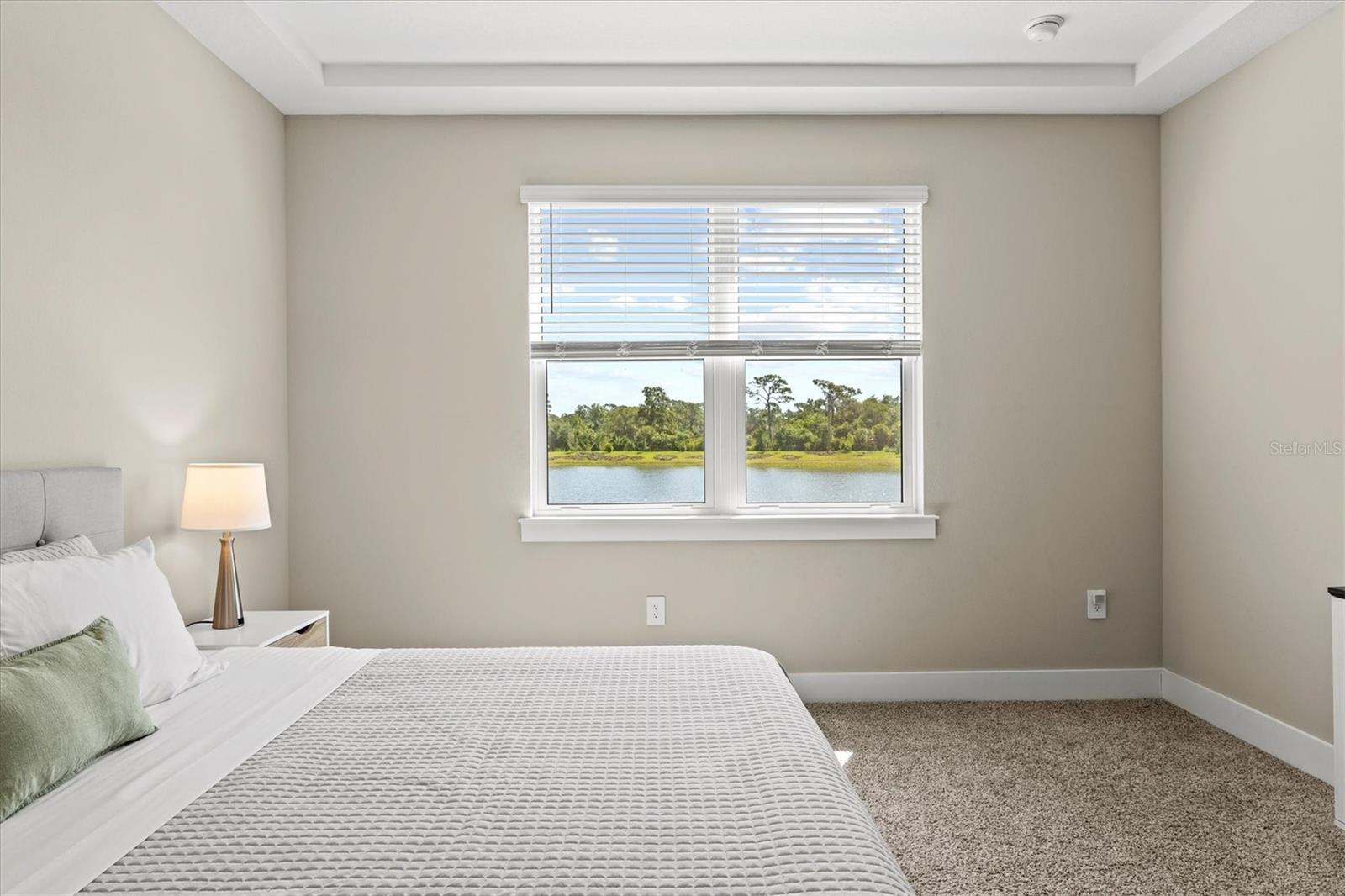 MAGNOLIA BAY - Residential