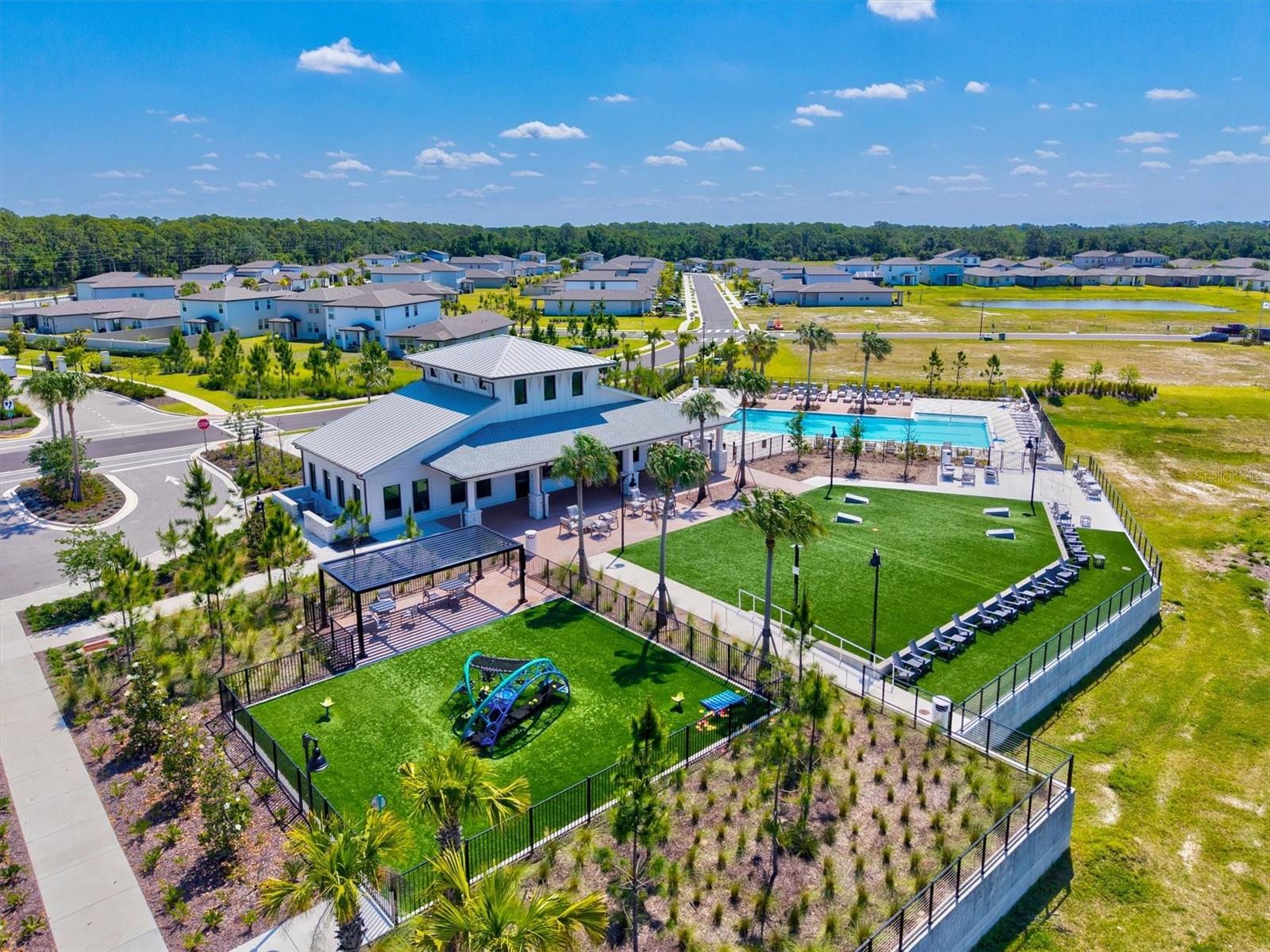 MAGNOLIA BAY - Residential
