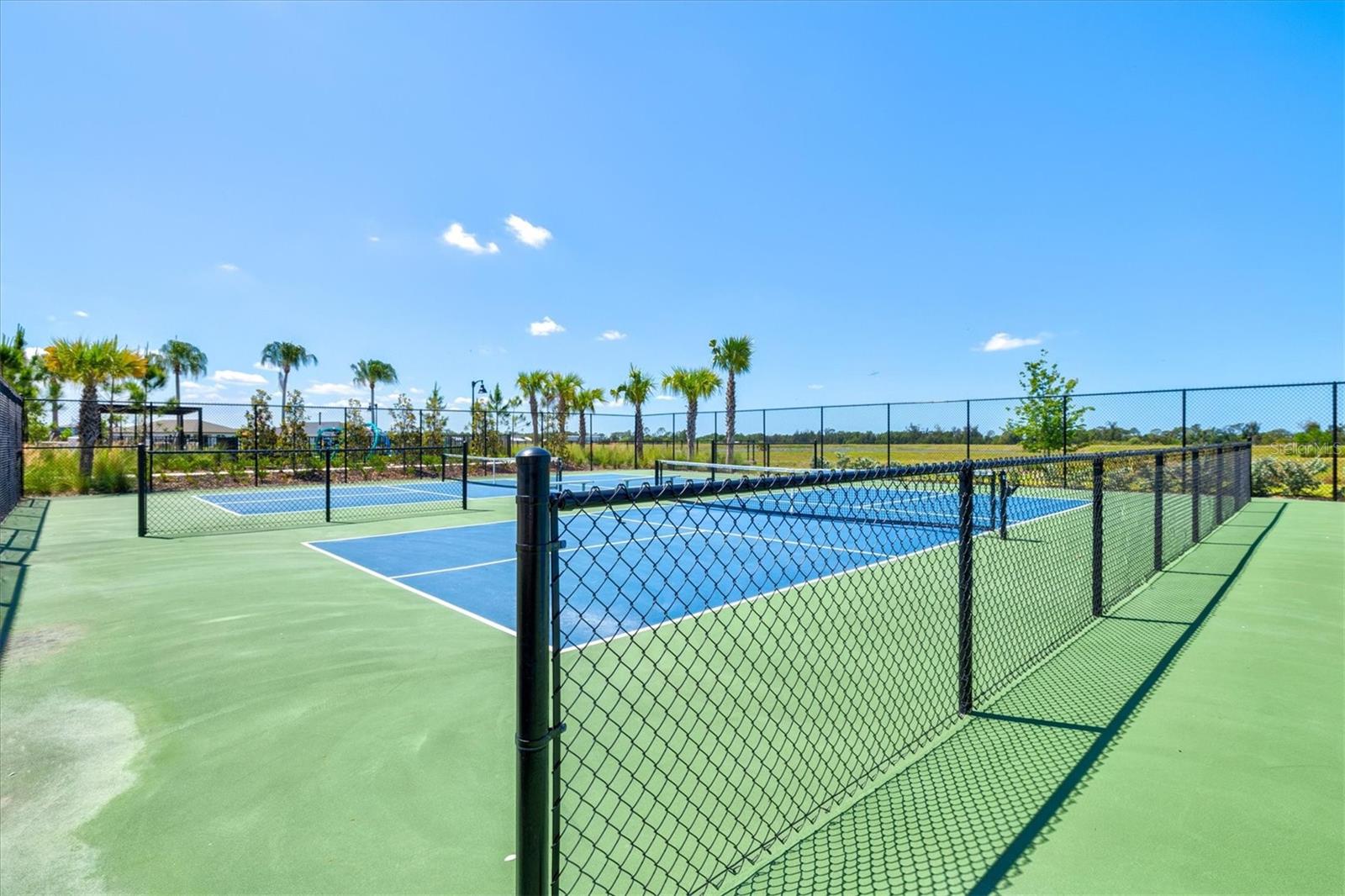 MAGNOLIA BAY - Residential