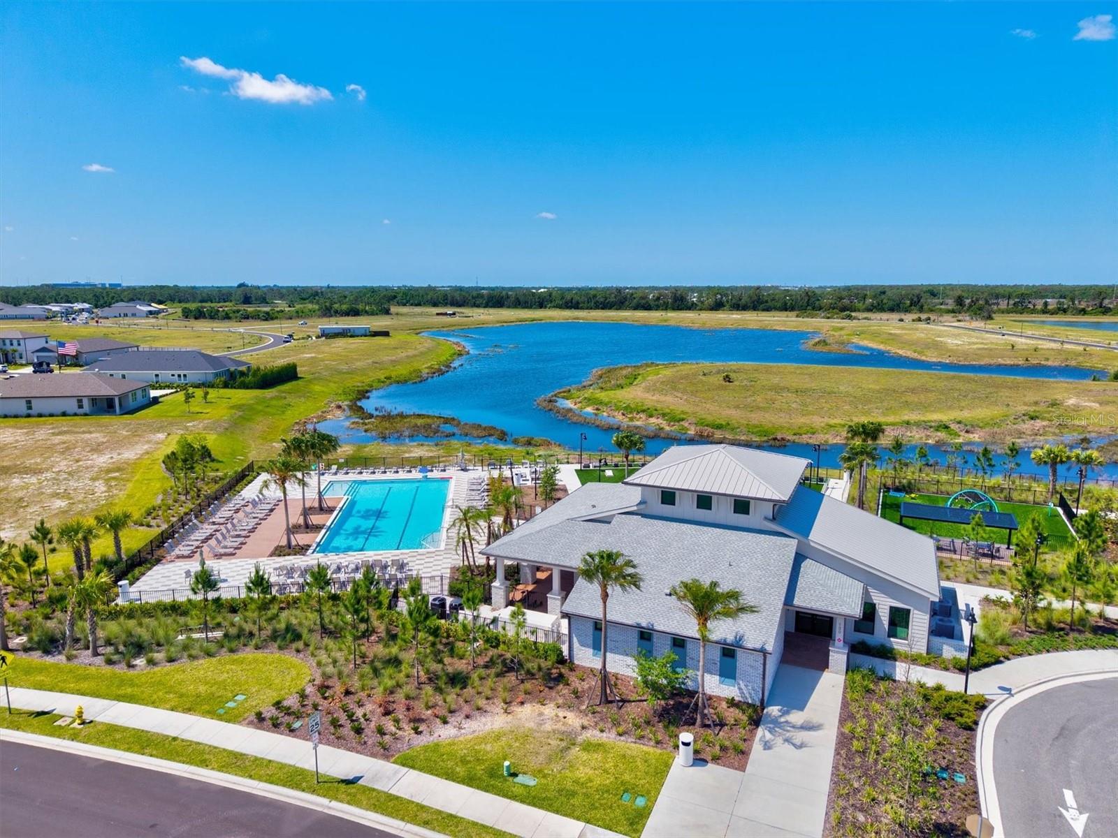 MAGNOLIA BAY - Residential