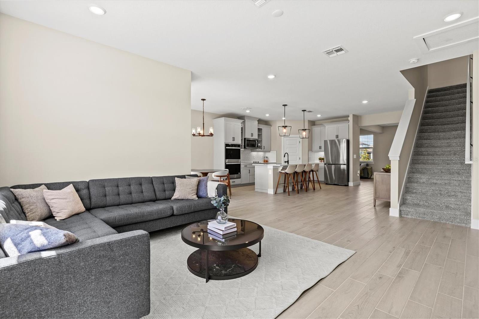 MAGNOLIA BAY - Residential
