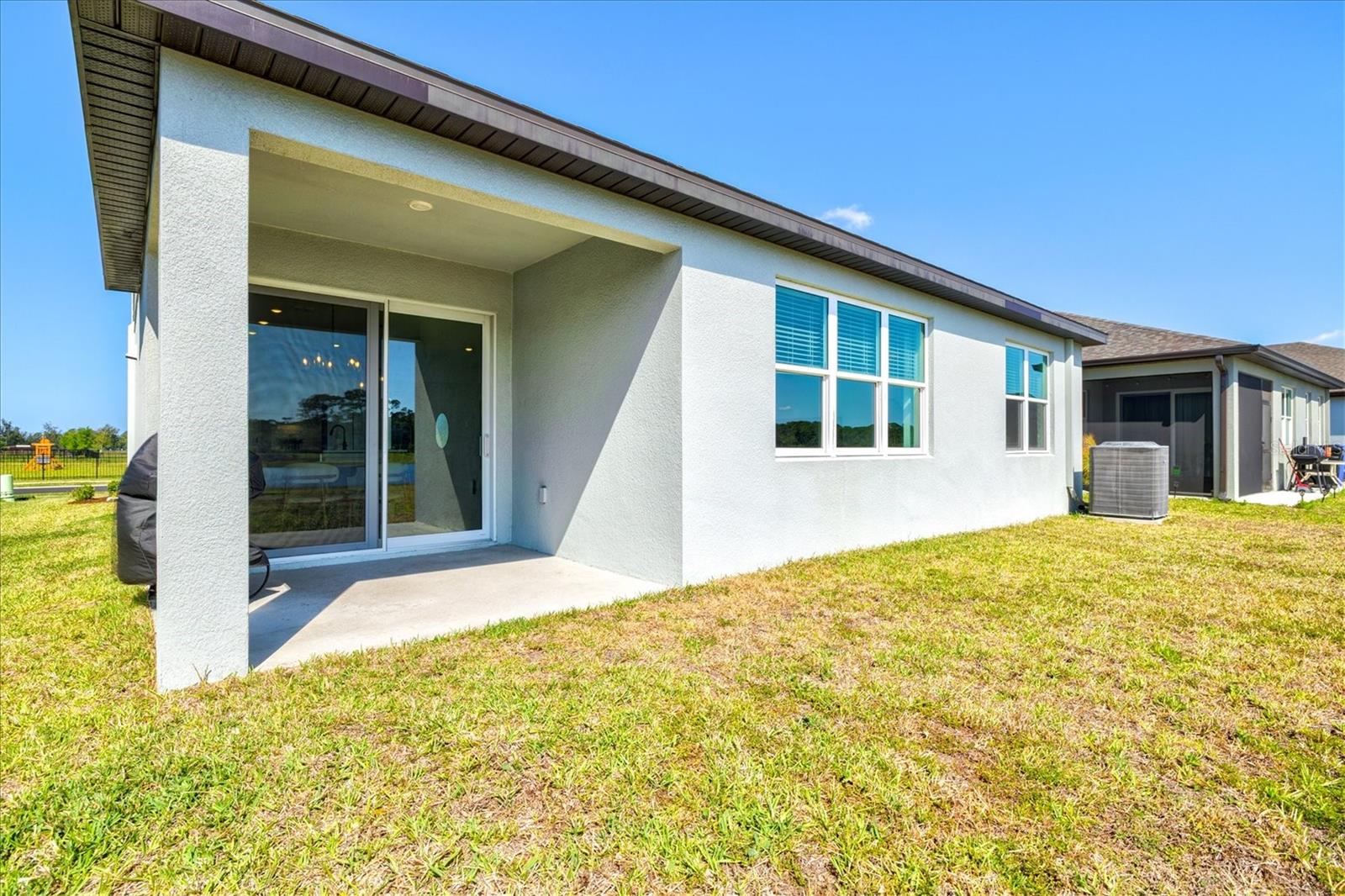MAGNOLIA BAY - Residential