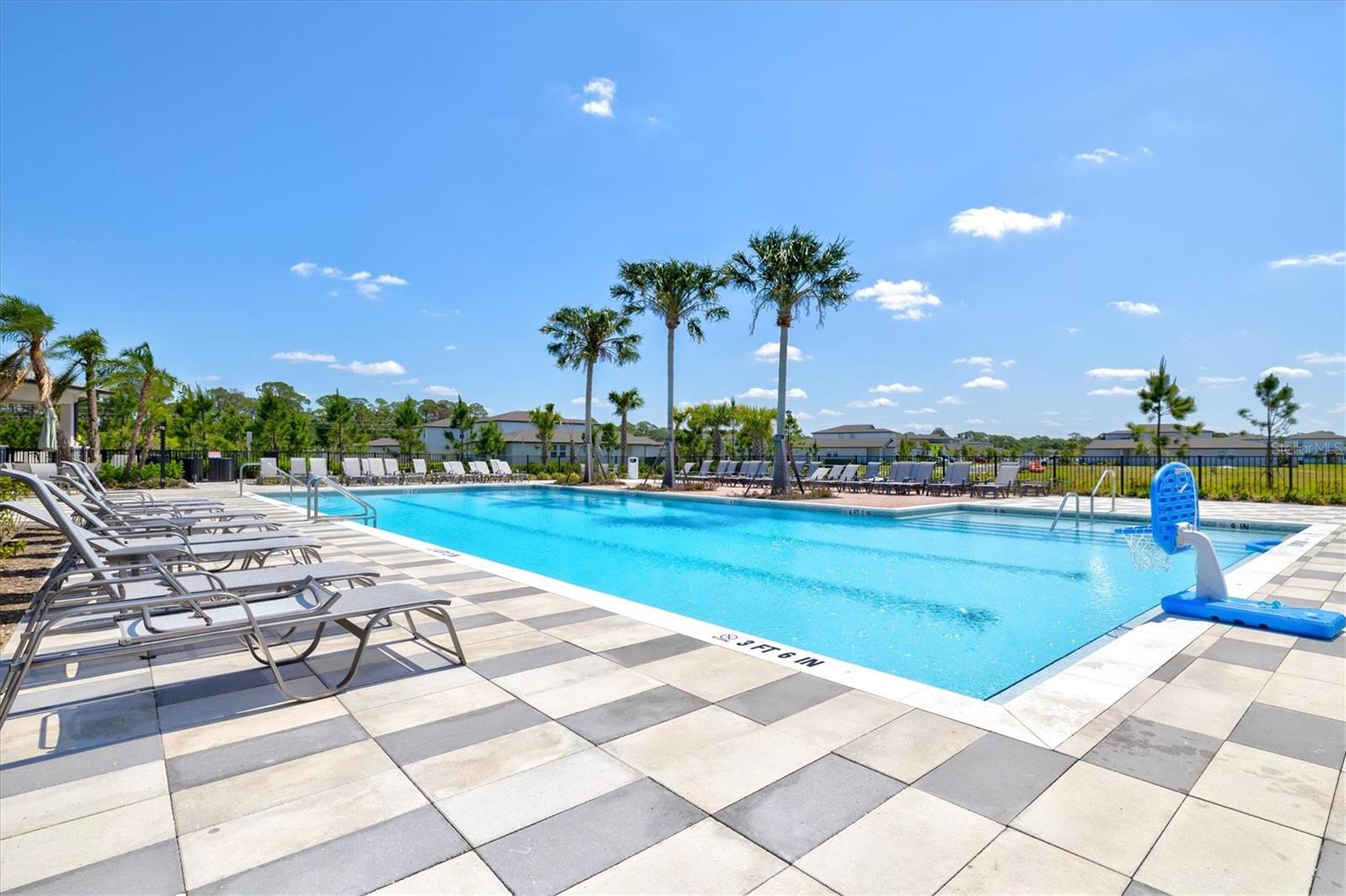 MAGNOLIA BAY - Residential