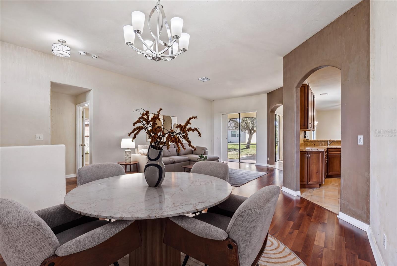 10048 LEBANON DRIVE