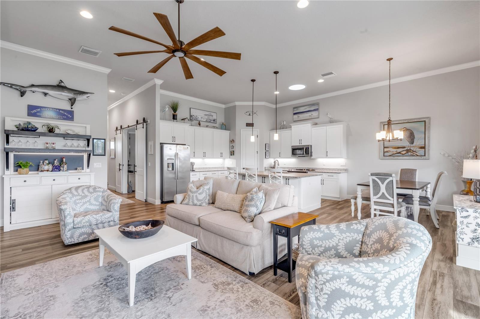 PALMS PH 4 - Residential