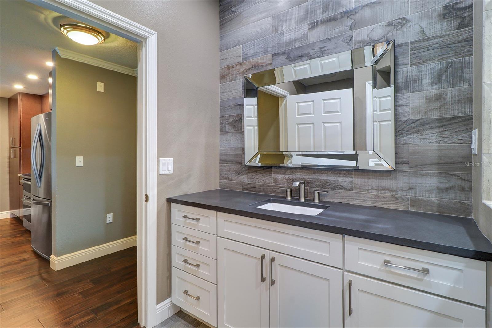 HYDE PARK WALK A CONDO - Residential