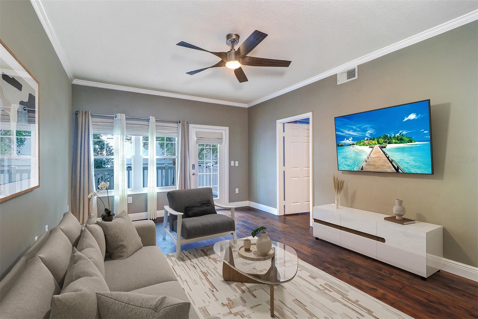 HYDE PARK WALK A CONDO - Residential