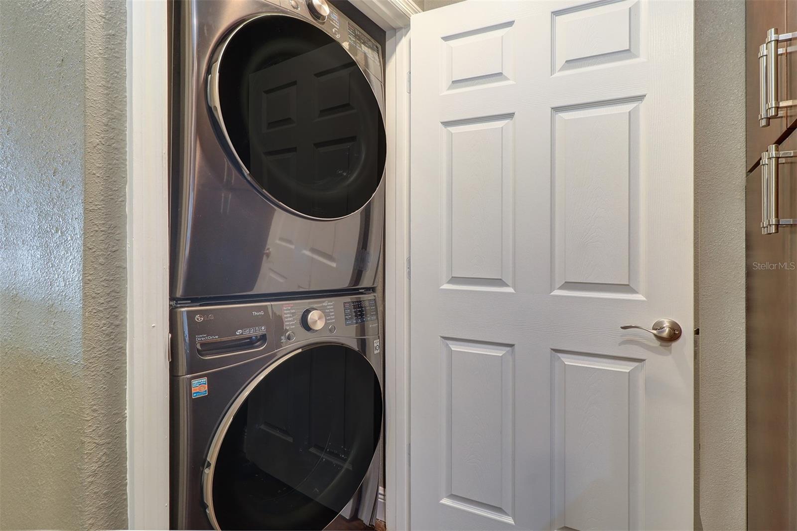 HYDE PARK WALK A CONDO - Residential